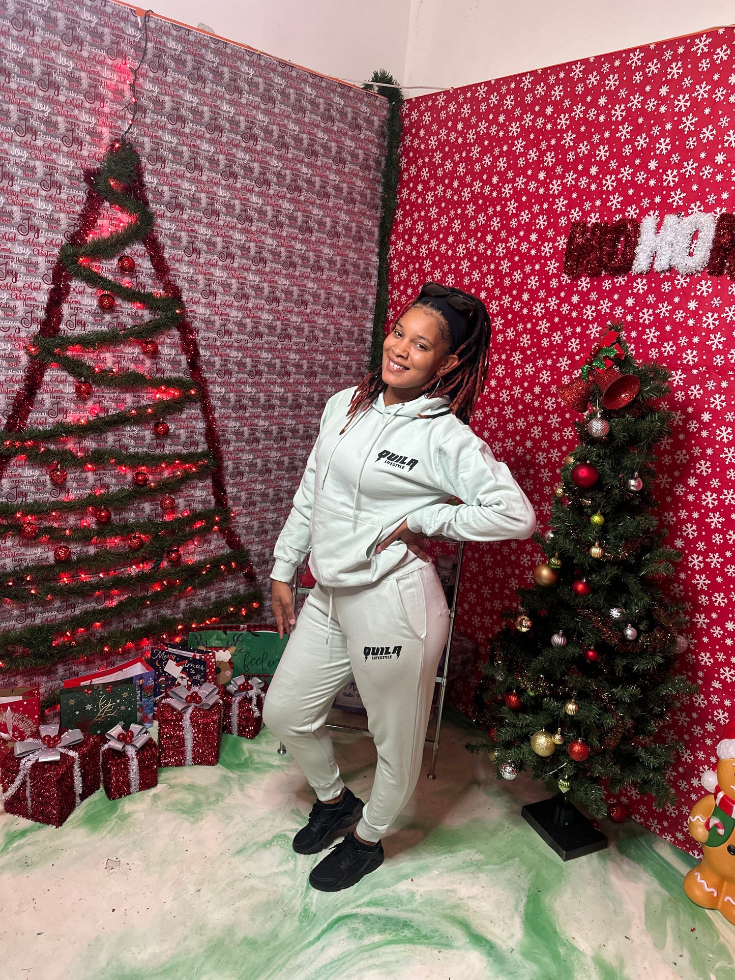 Quila Mint sweatsuit (unisex)
