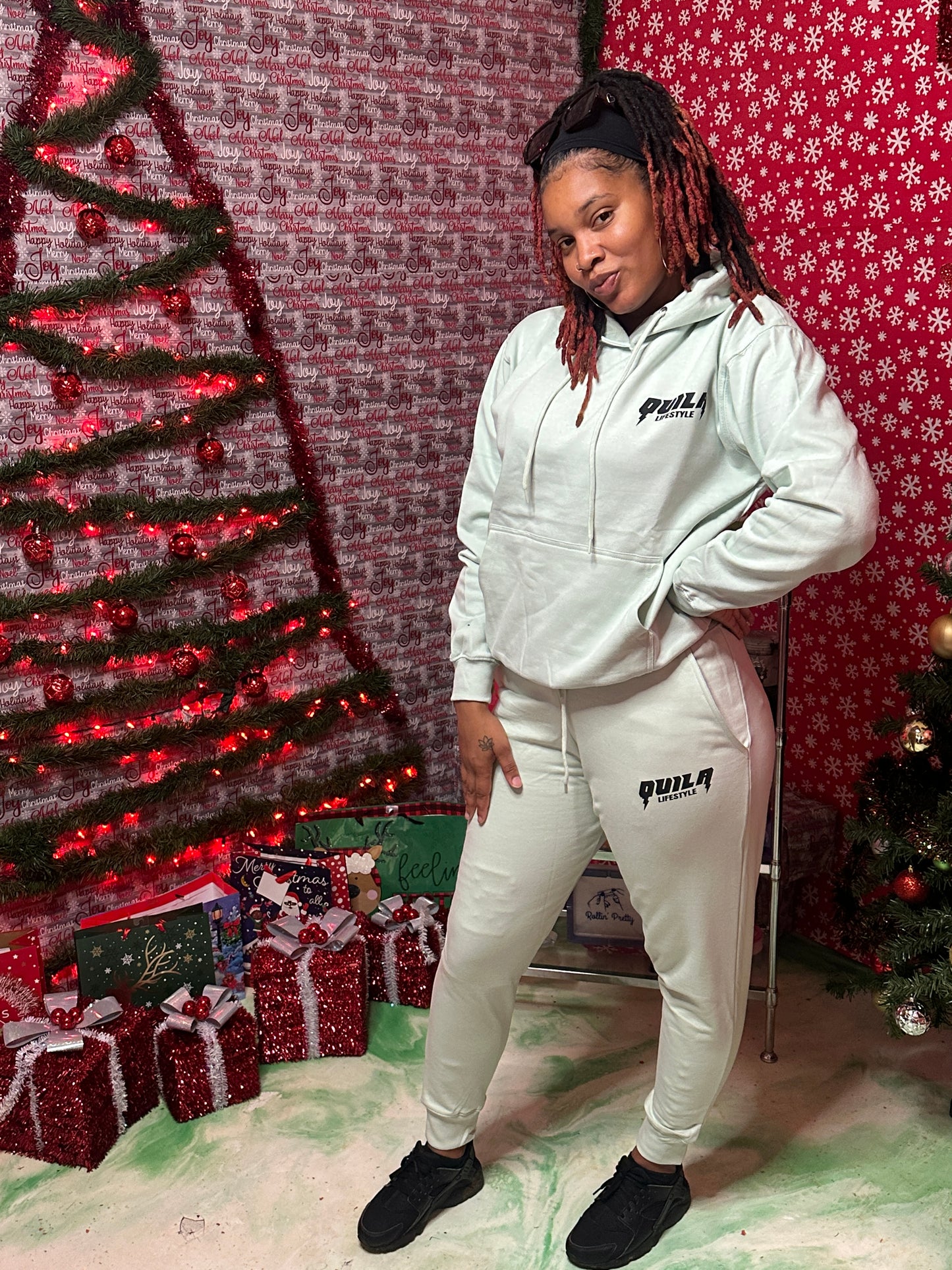 Quila Mint sweatsuit (unisex)